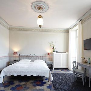 Deluxe Zimmer mit Kingsize-Bett